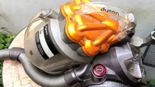 Dyson Staubsauger leeren Dyson DC19 Bodenstaubsauger Staubbehälter entleeren Anleitung