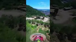 FPV Cliff Dive (🎥: IG / chrisfpv.de)