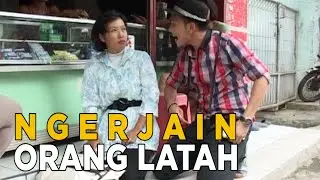 Kelakuan si John ngerjain ibu-ibu latah | JOHN PANTAU