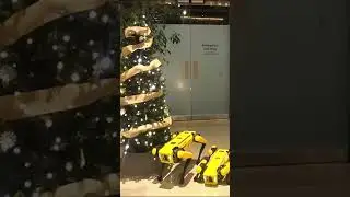 Merry Christmas and a Happy New Year from Boston Dynamics! 2024 | Spot robots and the Christmas tree