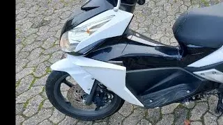 Скутер Honda NSC 50R замена масла в коробке передач Scooter