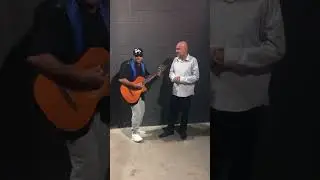 Vendedor de bala mandando a mensagem para  montes claro mg