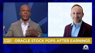 Investors starting to look 'longer term' on Oracle, says Wolfe's Alex Zukin