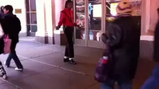 Michael Jackson in New York (impersonator)