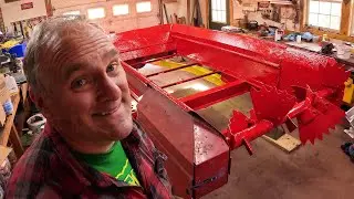 The Great Manure Spreader Makeover (New Holland 514) Part 1