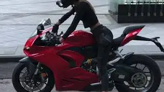 наконец-то поехала #мотоТаня а то думали, что ездить не умееет #motoTanya moto girl bike girl